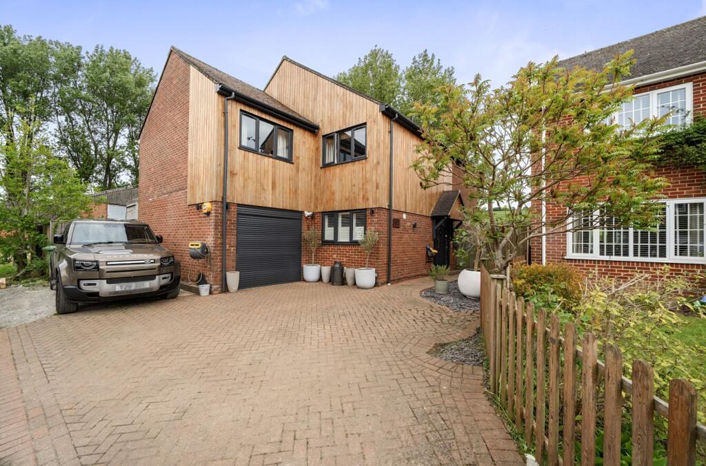 Main image of property: Elham, Canterbury, CT4