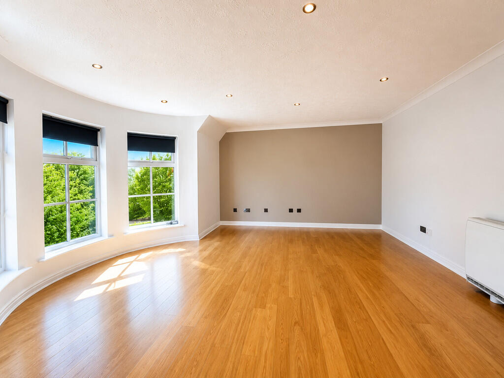 Apartment in Kingsmead - View 2