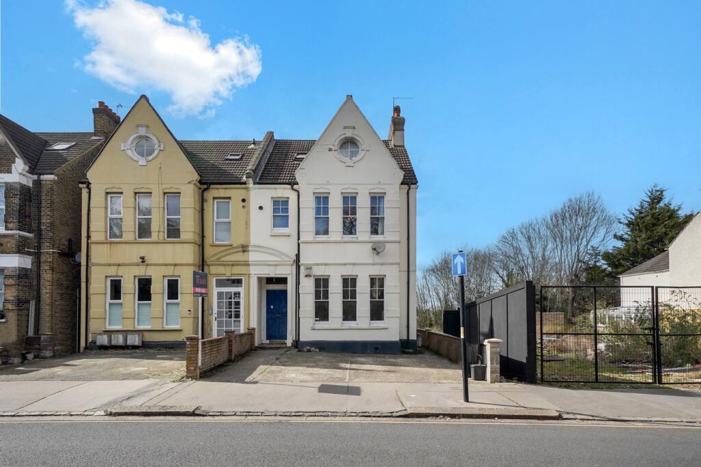 Main image of property: Moreton Road, South Croydon, CR2