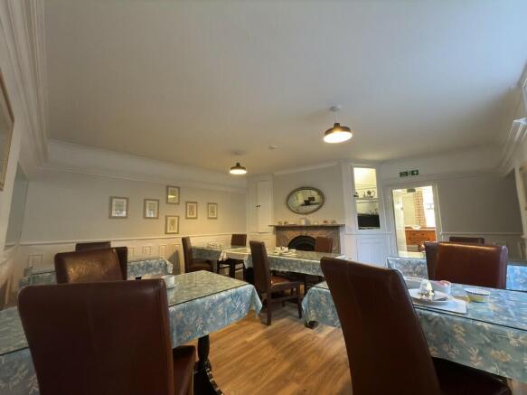 Hotel Dining 2 re...