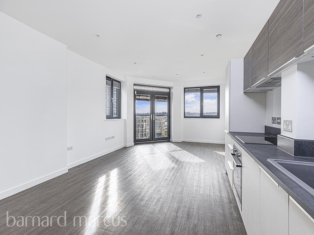 Main image of property: 1394-1400 High road, London