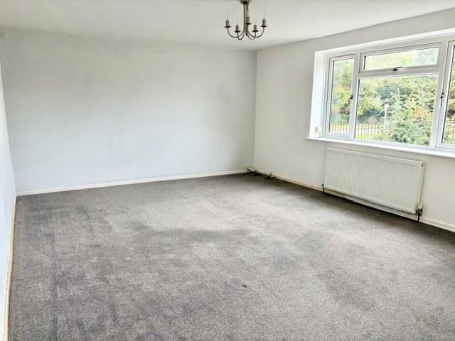 Apartment in Worcester - More