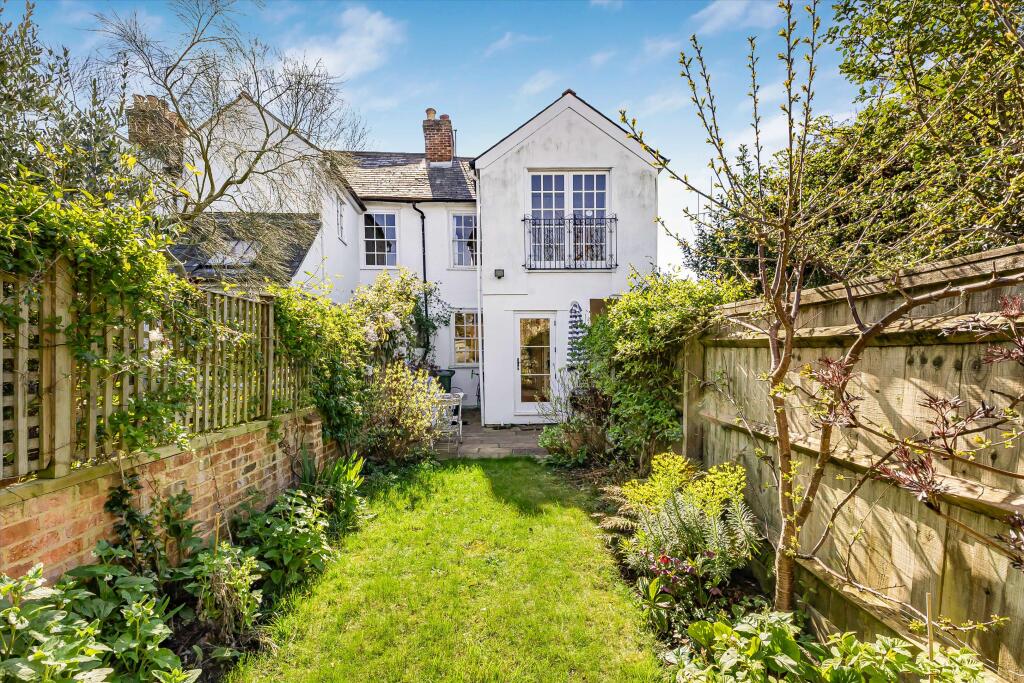 Main image of property: Banbury Road, Summertown, Oxford, OX2