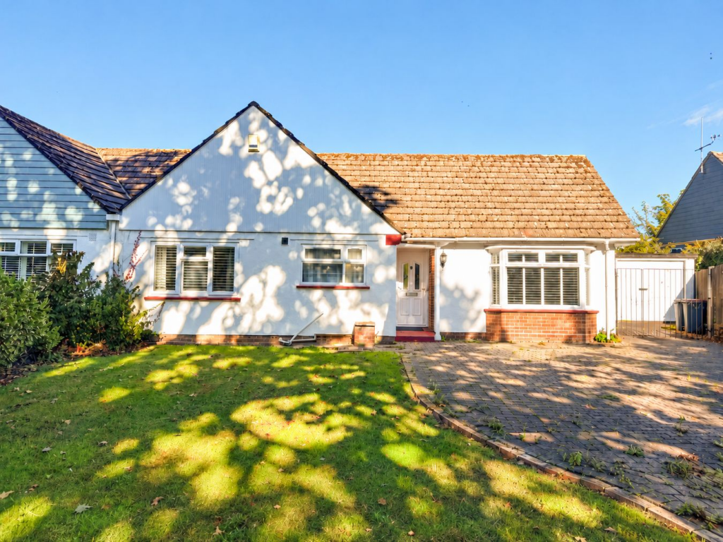 3-bed semi-detached on Lymington Road, Highcliffe, Christchurch, BH23, £500,000