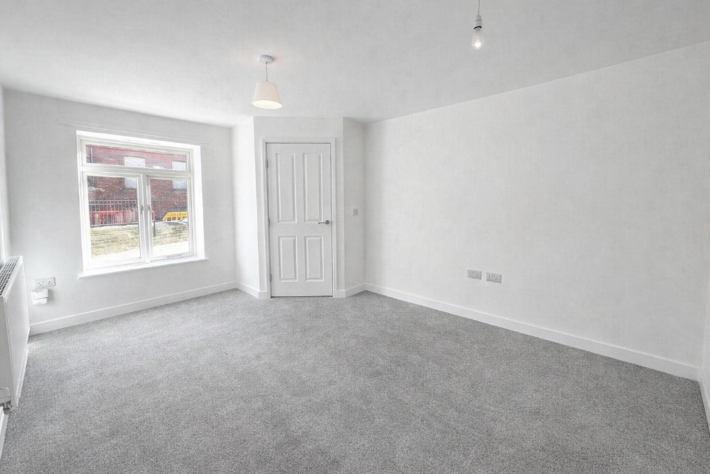 Andrew Street, Compstall, Stockport, SK6 photo 3