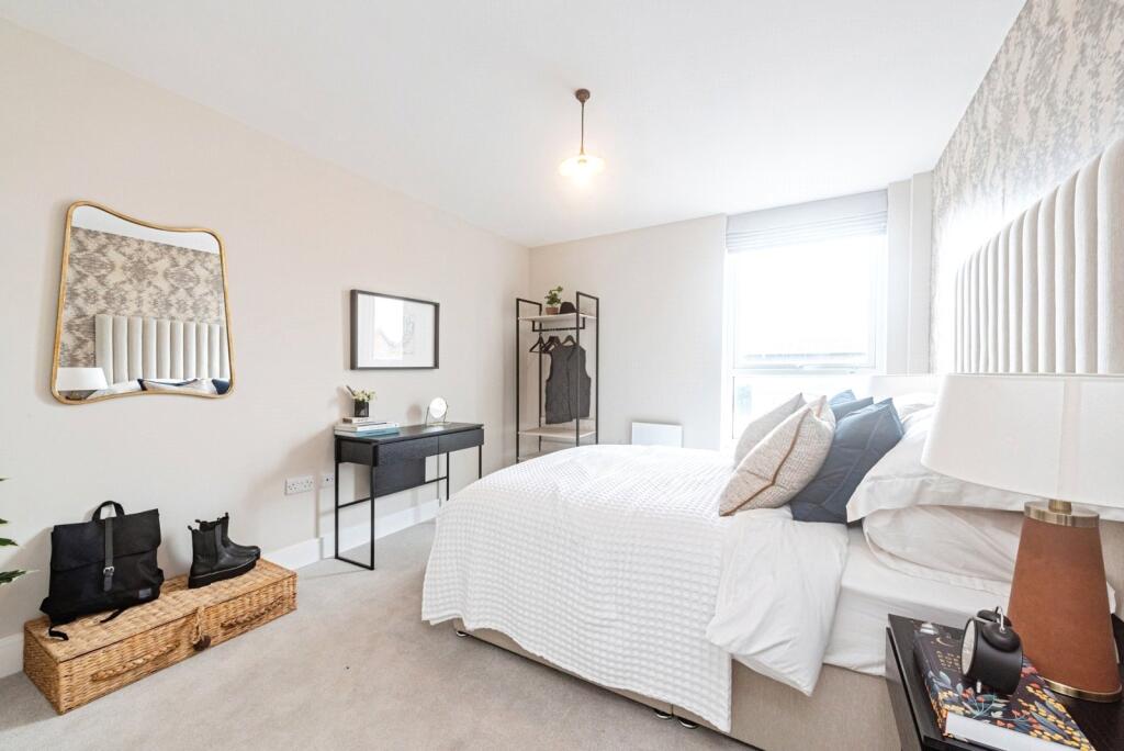 Apartment in Newbury, West Berkshire - View 5