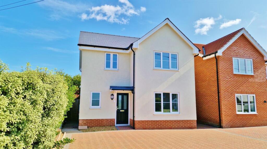 Main image of property: Colchester Road, Thorpe-le-Soken, Essex