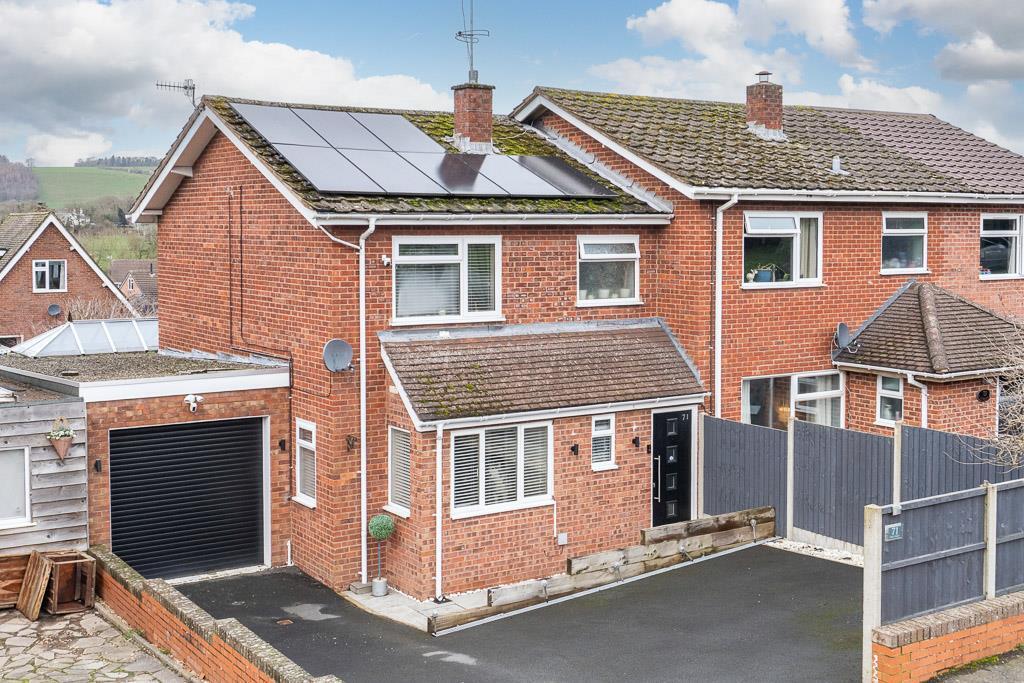 3-bed semi-detached on New Street, Ludlow, £285,000