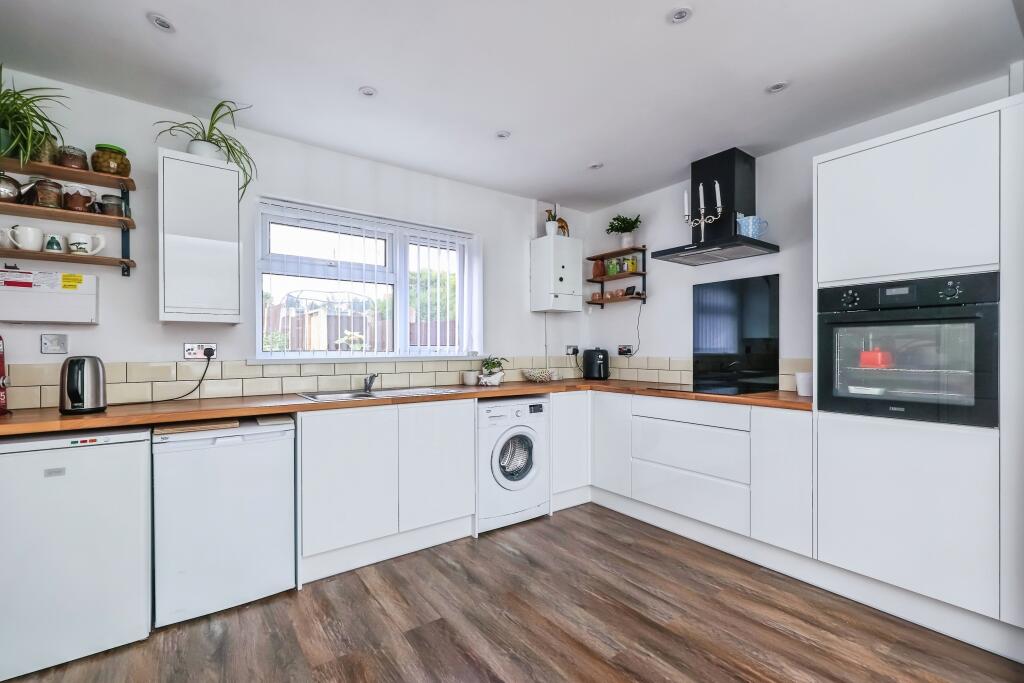 Burrows Avenue, Nottingham, NG9 - View 5