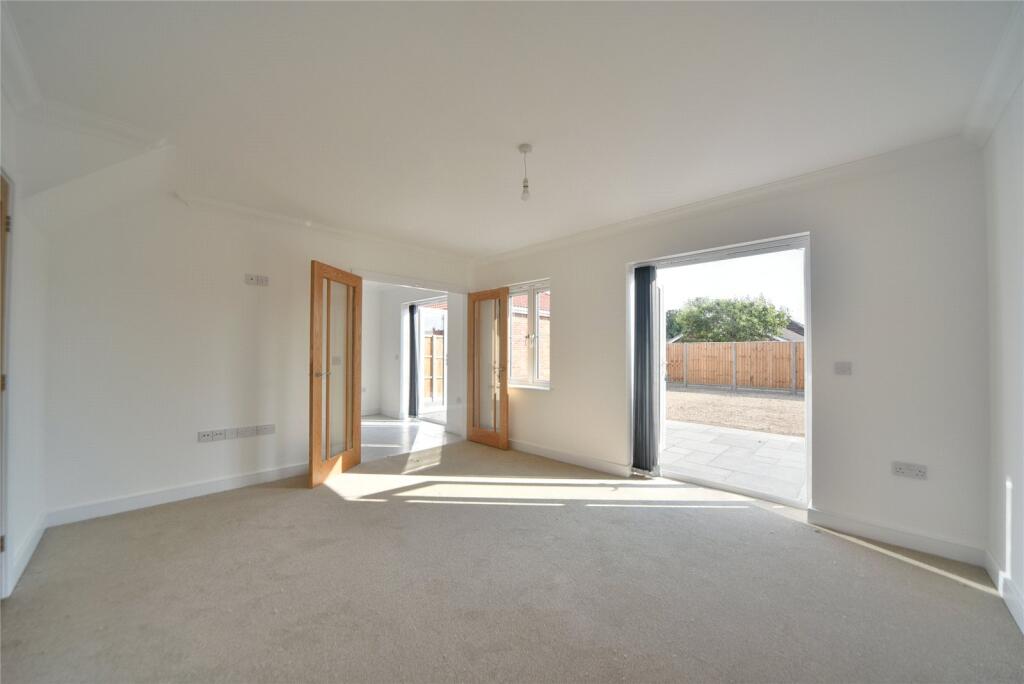 Skye Gardens, Feltwell, Thetford, Norfolk, IP26 photo 2