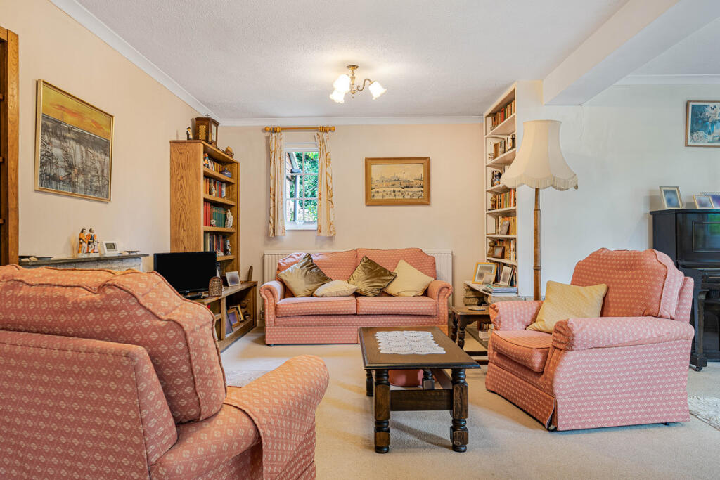 House in Vale of White Horse, Chilton - View 4