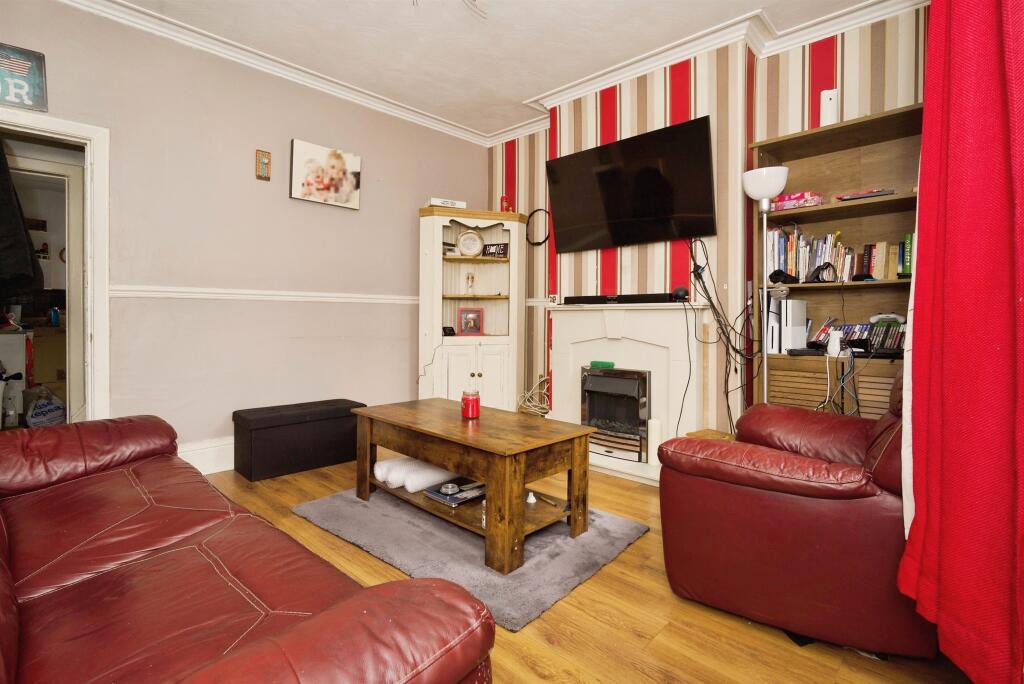 House in Barnsley, South Yorkshire - View 3