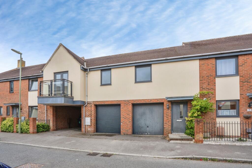 House in Portsmouth - View 4