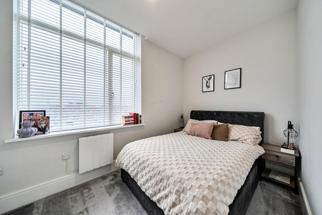 Apartment in London - View 5