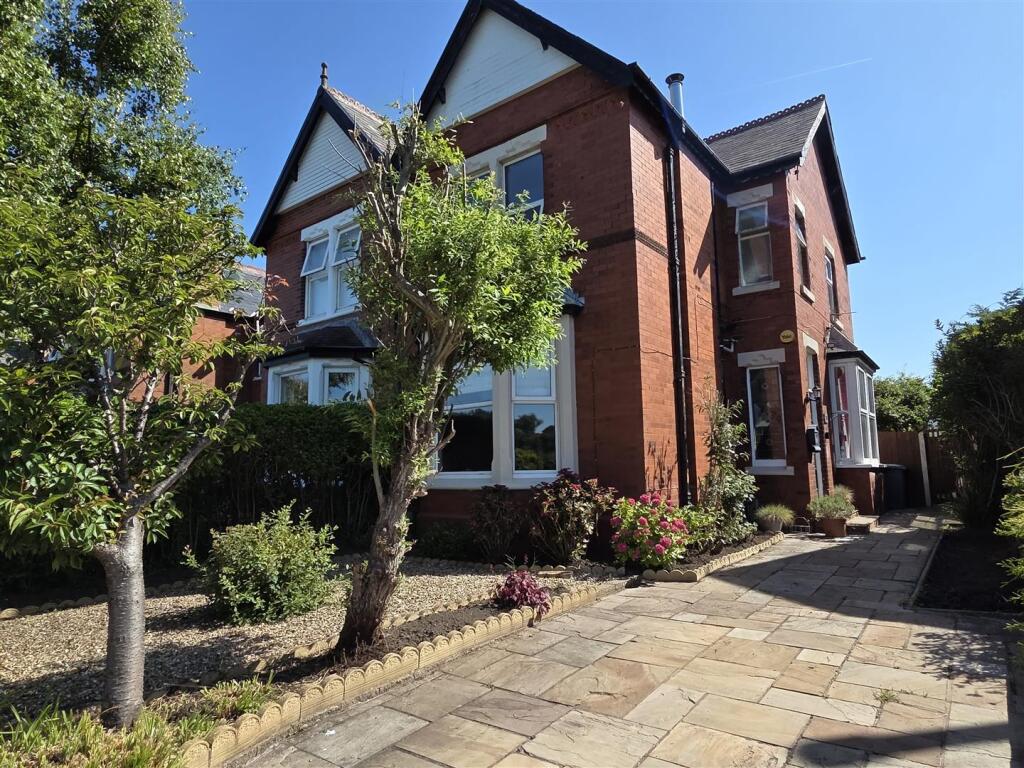 4-bed semi-detached on Park View Road, Lytham, £598,950