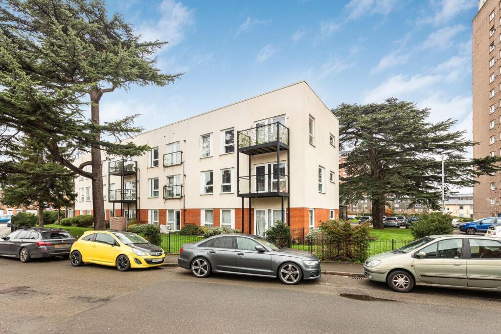 Main image of property: Magnolia House, Spelthorne Grove, Sunbury-on-Thames, TW16 7FA