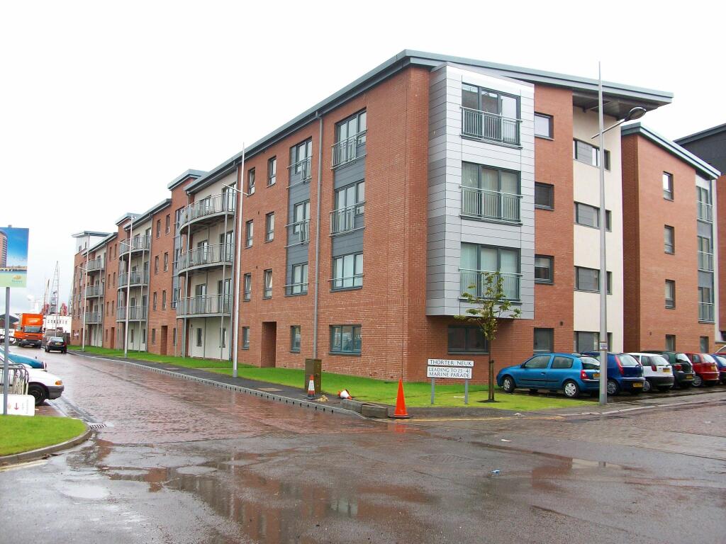 Main image of property: 158 South Victoria Dock Road, Dundee, DD1 3BF
