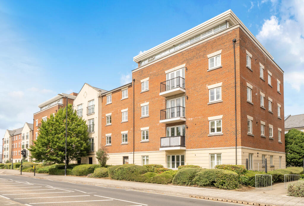 Main image of property: Brookbank Close, Cheltenham, Gloucestershire, GL50