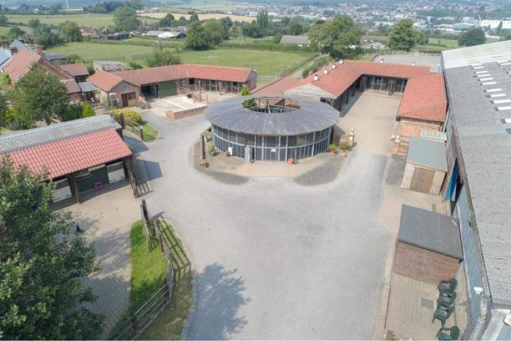 Selston Equestrian Centre, Nottingham, NG16 - View 3
