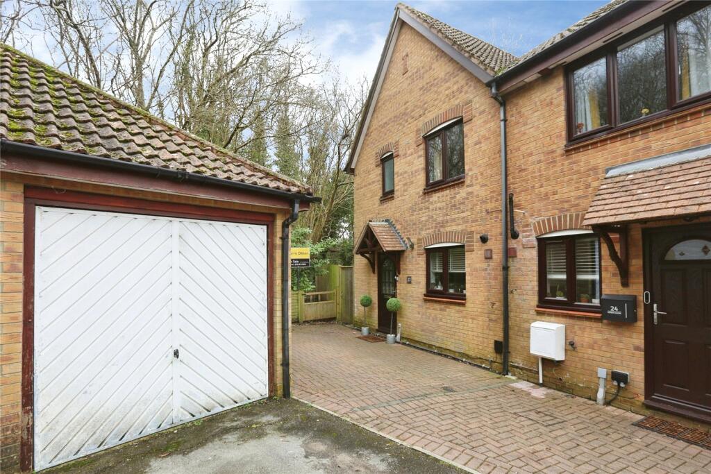 Main image of property: Mosaic Close, SOUTHAMPTON, Hampshire, SO19