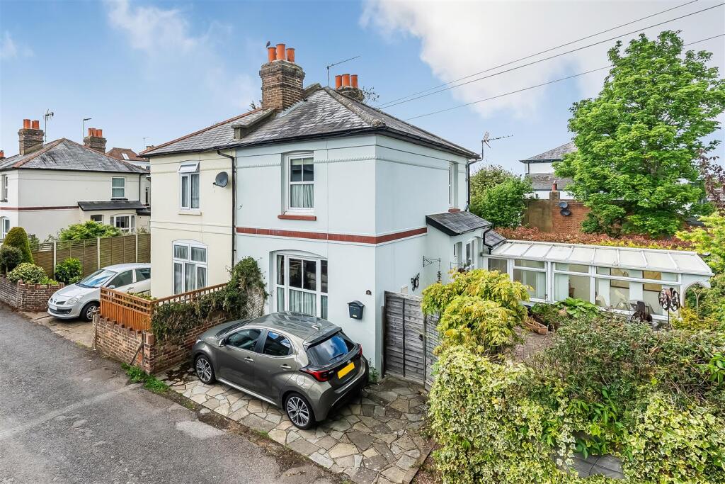 Main image of property: MAGAZINE PLACE, LEATHERHEAD, KT22