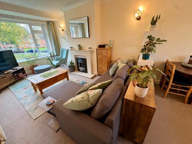 Main image of property: Featherstone Crescent, Shirley