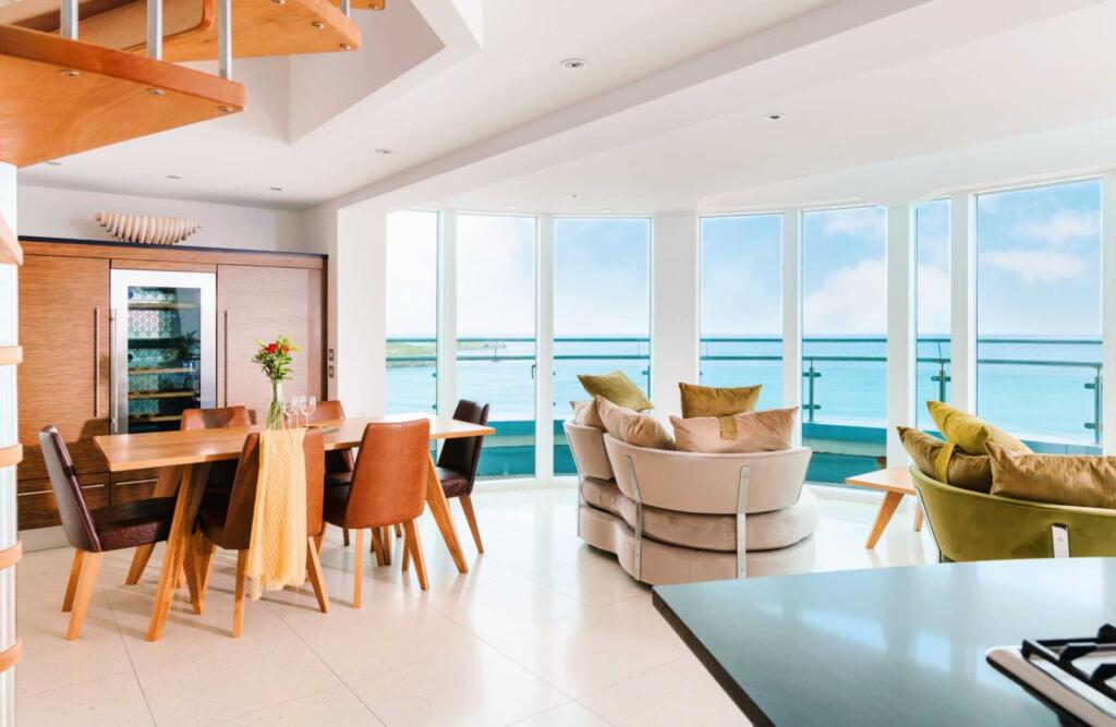 Main image of property: Rocklands, Narrowcliff