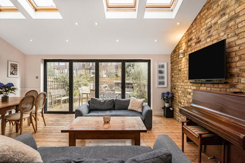 Beaconsfield Road, Ealing, W5 photo 4