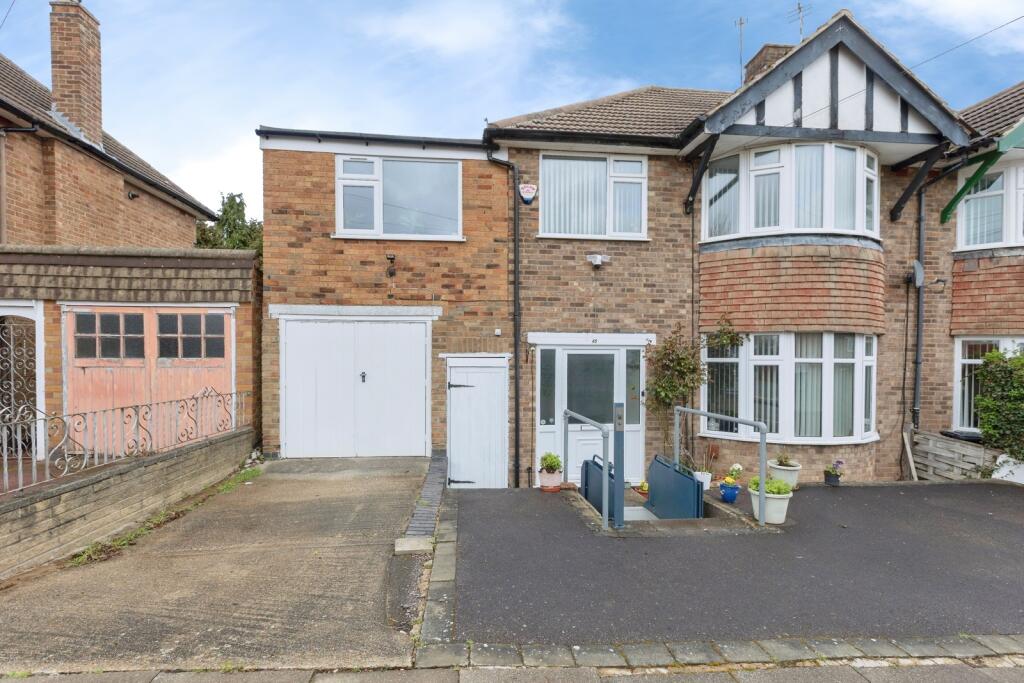 Main image of property: Englefield Road, Leicester, Leicestershire, LE5