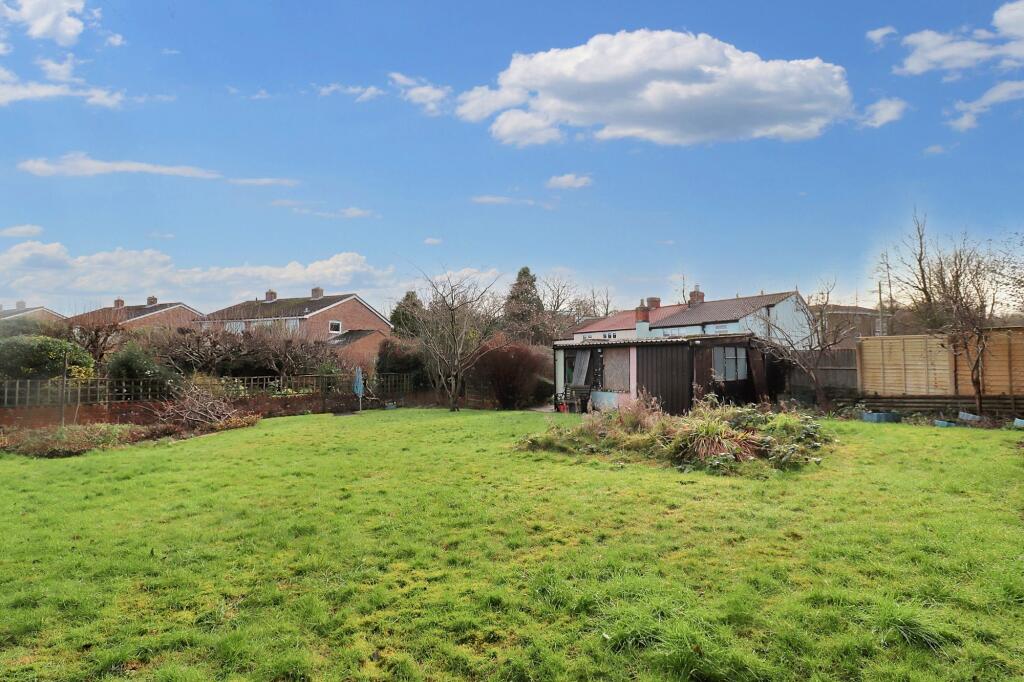 House in Thornbury, Milbury Heath - View 3