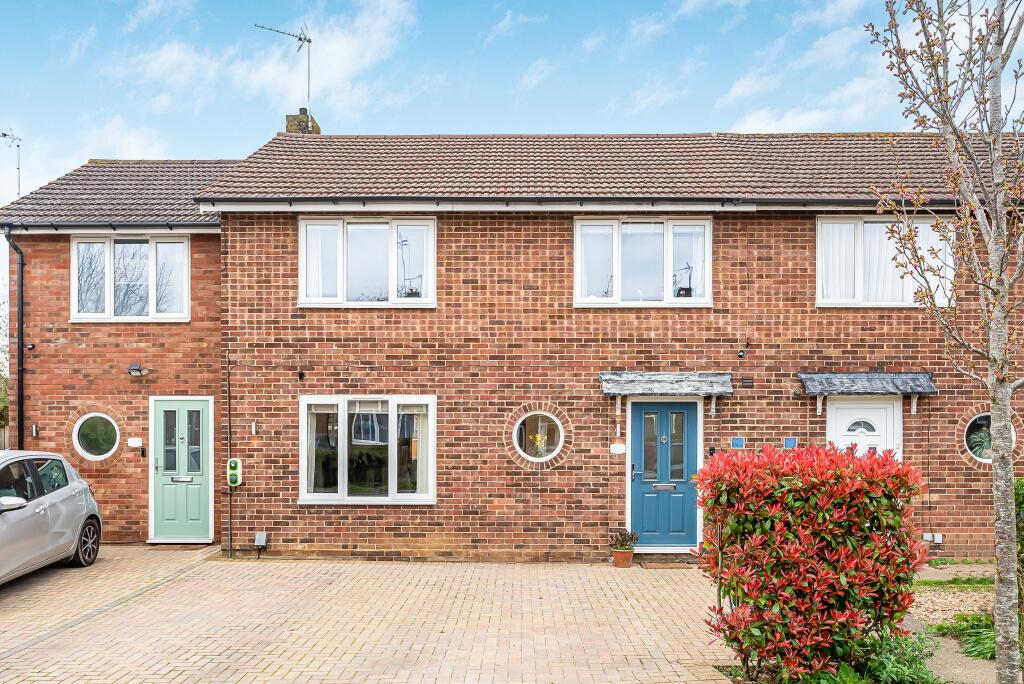 3-bed terraced on Boundary Lane, Welwyn Garden City, Hertfordshire, AL7, £525,000