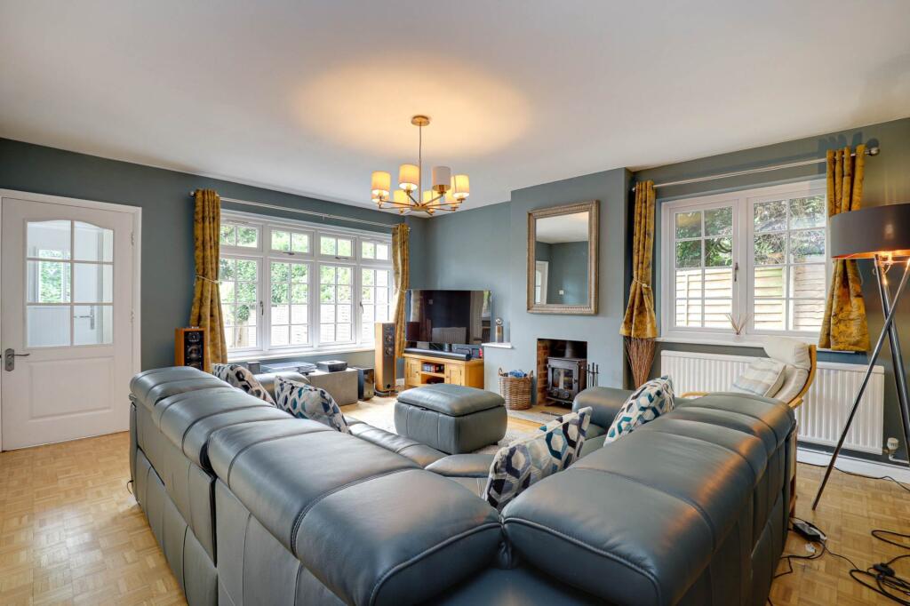 House in Reading, Emmer Green - View 5