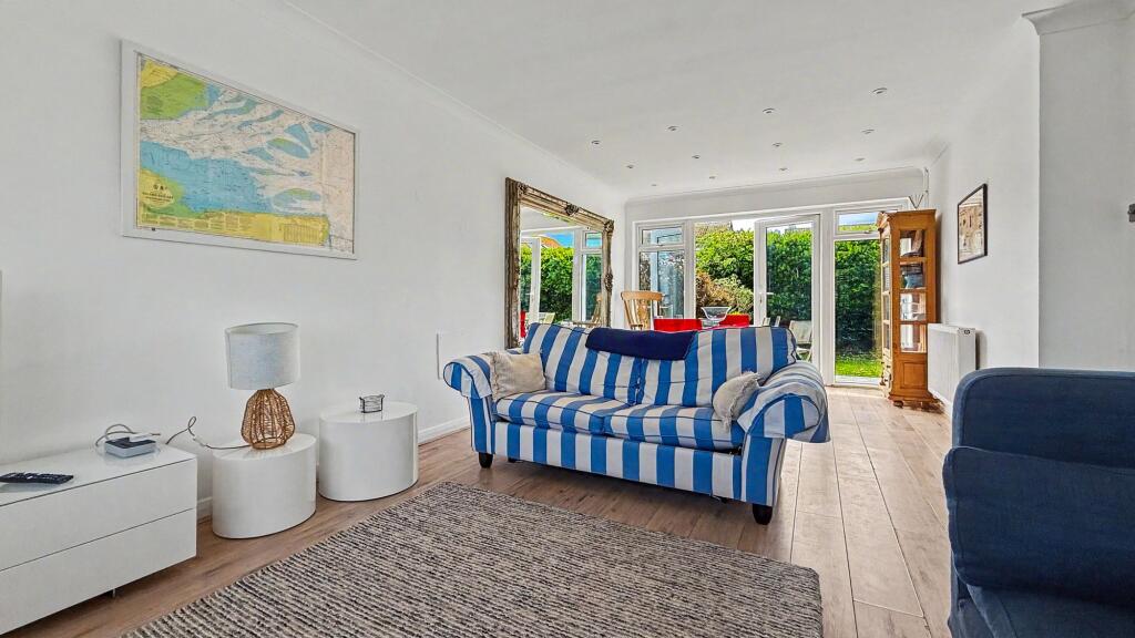 Canute Road, Birchington, CT7 photo 3