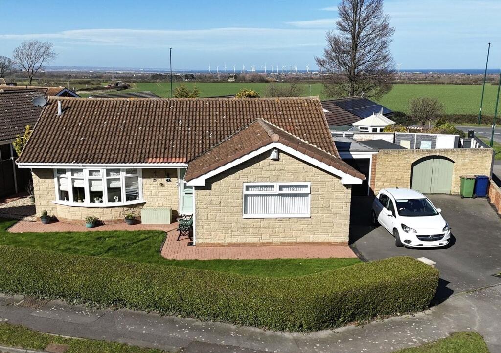 3-bed detached on Merion Drive, New Marske, TS11, £300,000