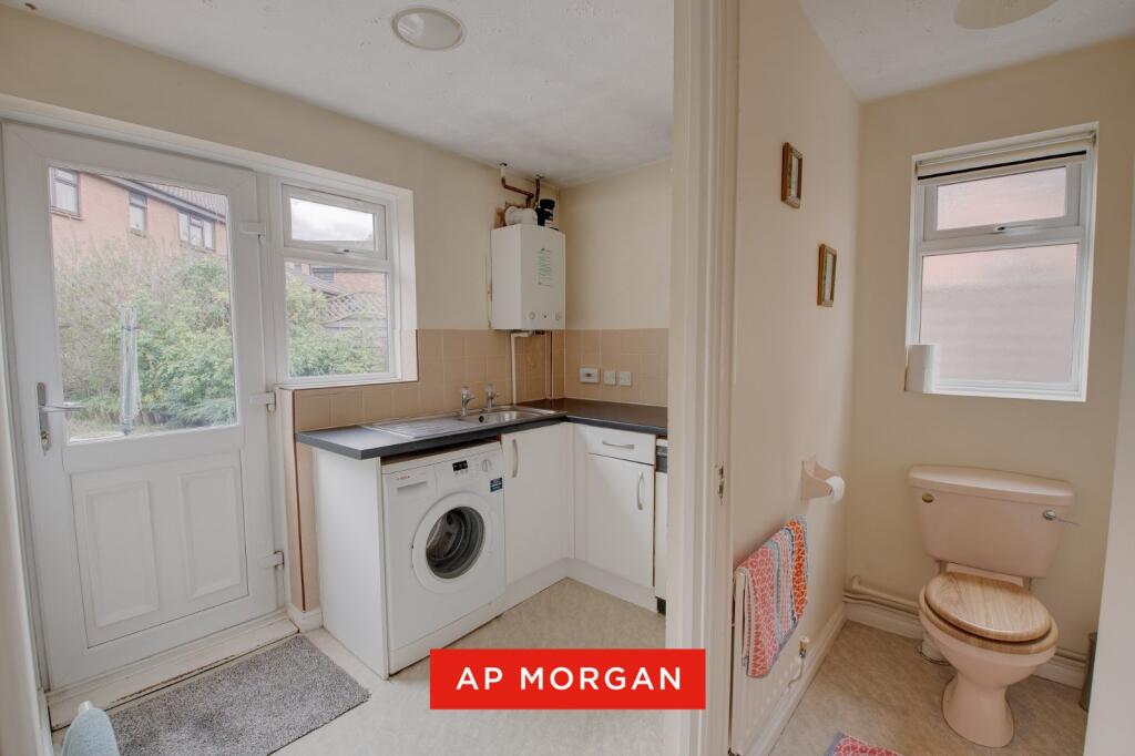 Additional image 7 of Yew Tree Drive, Bromsgrove, Worcestershire, B60