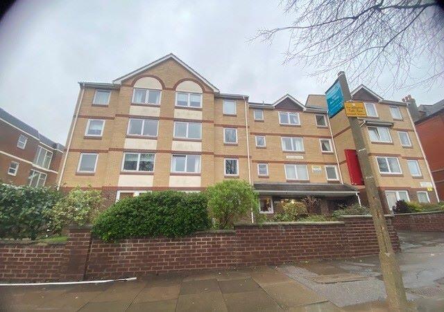 Main image of property: Flat 22 Homedrive House, The Drive, Hove, BN3 6GE