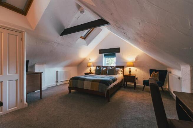 Guest Room 4