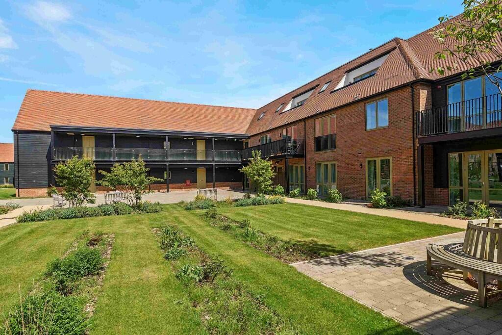 2-bed other on 19 Beckings Court, Jones Way, Horsleys Green, HP14 3GR, £595,000