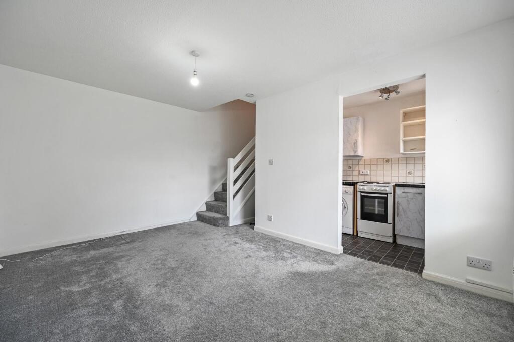 House in Southall - View 5