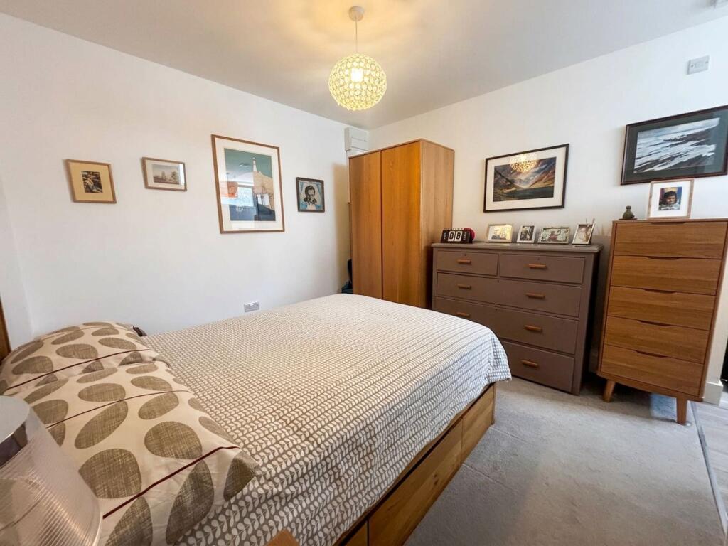 Quaker Lane, Thornbury, BS35 photo 4