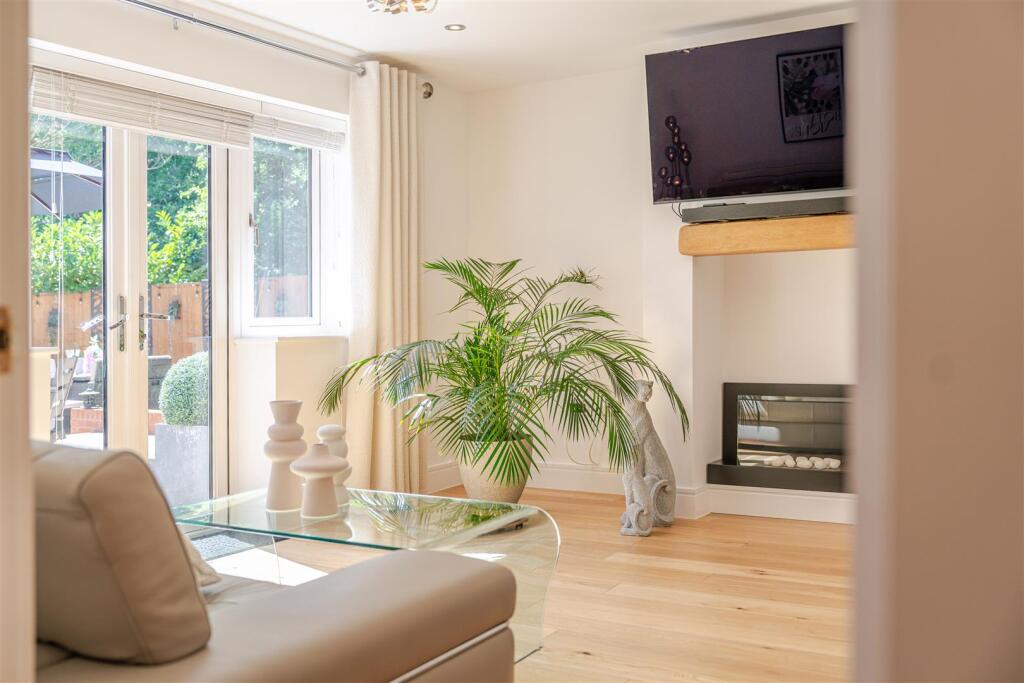 The Paddock, Victor Close, Gaydon photo 4