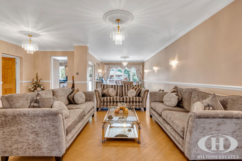 Minterne Avenue, Southall photo 4