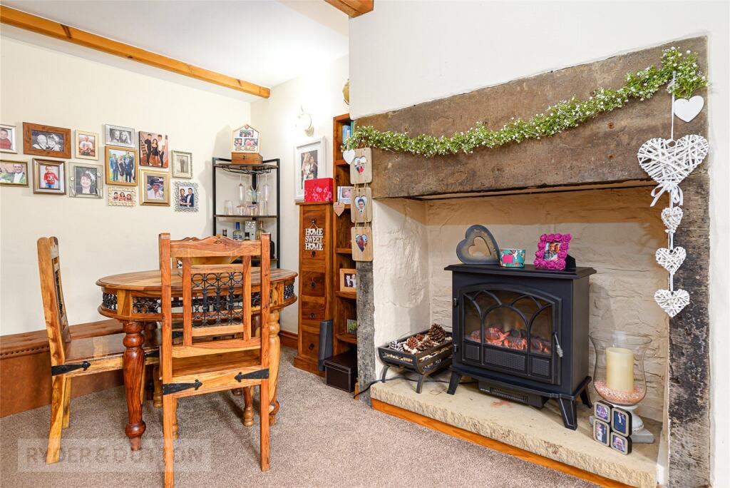Lane Top, Linthwaite, Huddersfield, West Yorkshire, HD7 photo 4