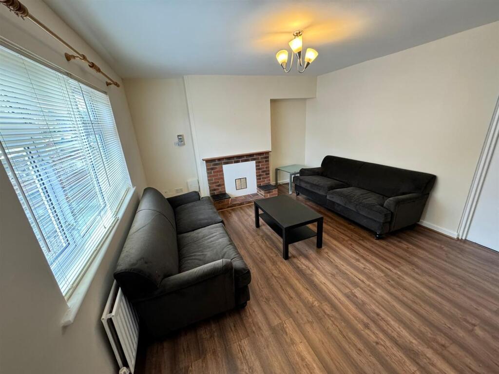 Gerard Avenue, Coventry, CV4 - View 2