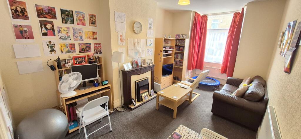 Flat 1, 2 & 3, 15 Langdale Road photo 4