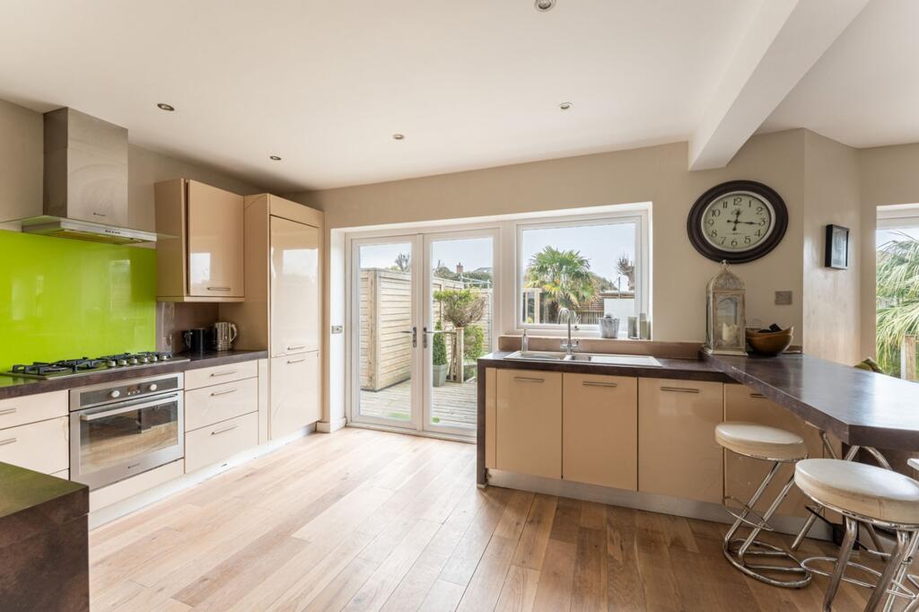 House in Christchurch, Southbourne, Bournemouth - View 6
