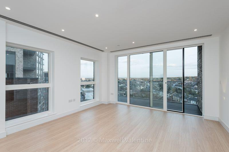 Main image of property: 41 Cherry Orchard Road, Cro0ydon