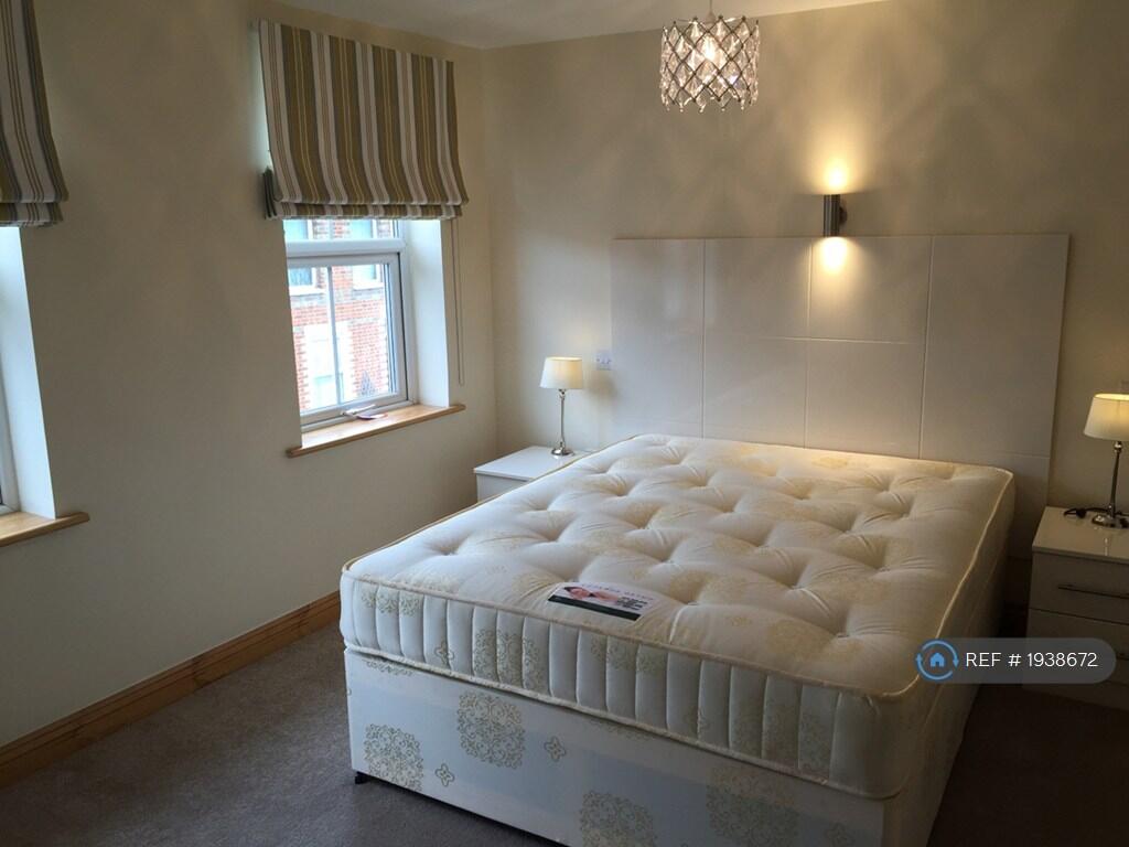 Main image of property: Stanley Grove, Reading, RG1