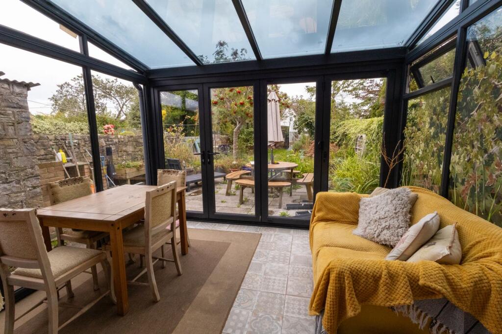 House in Cardiff, Llantwit Major - View 4