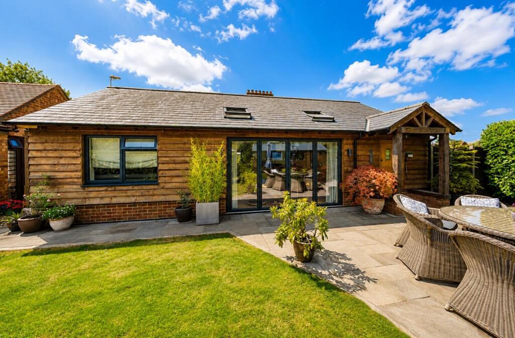 House in Reading - View 4